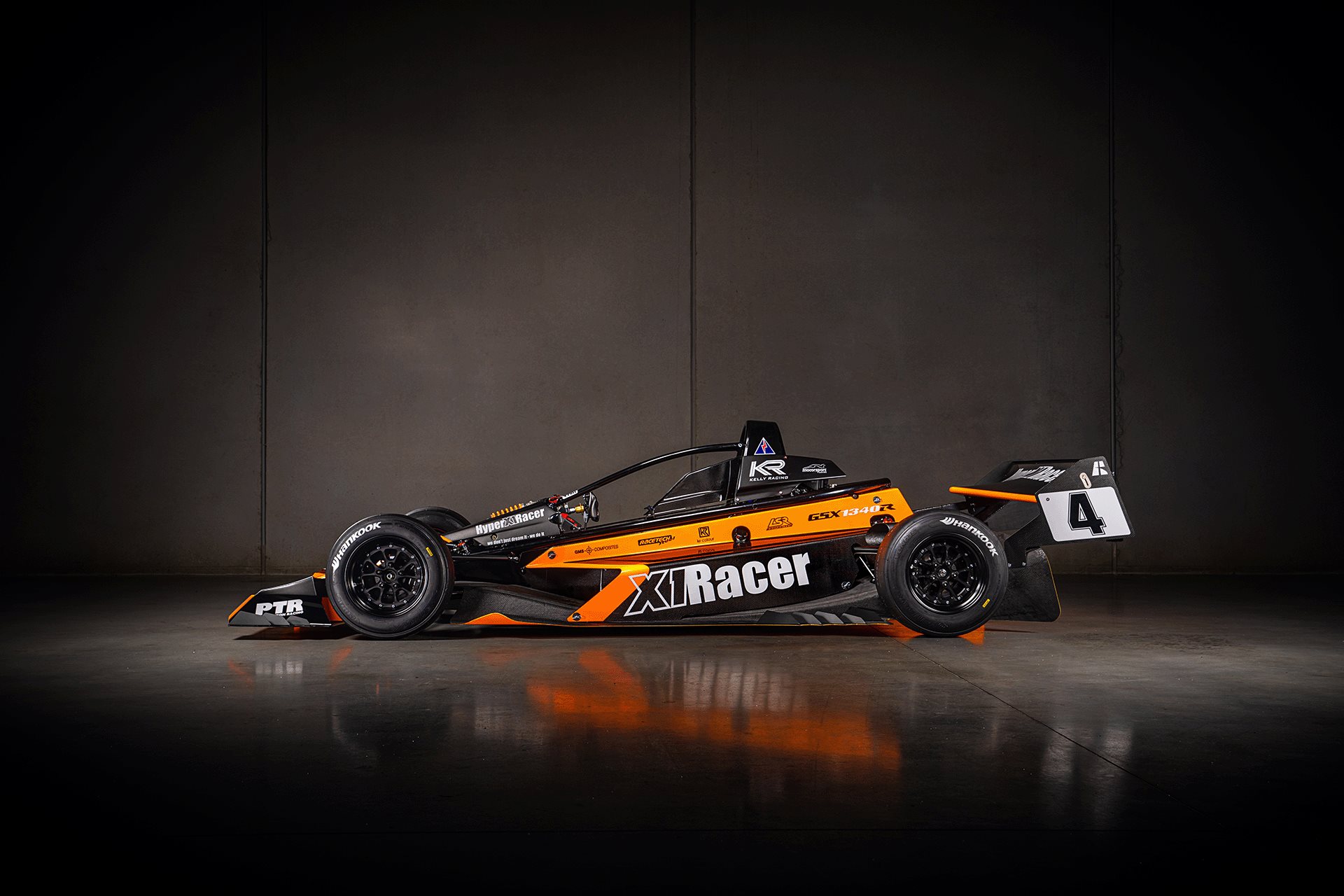 Hyper Racer X1 studio