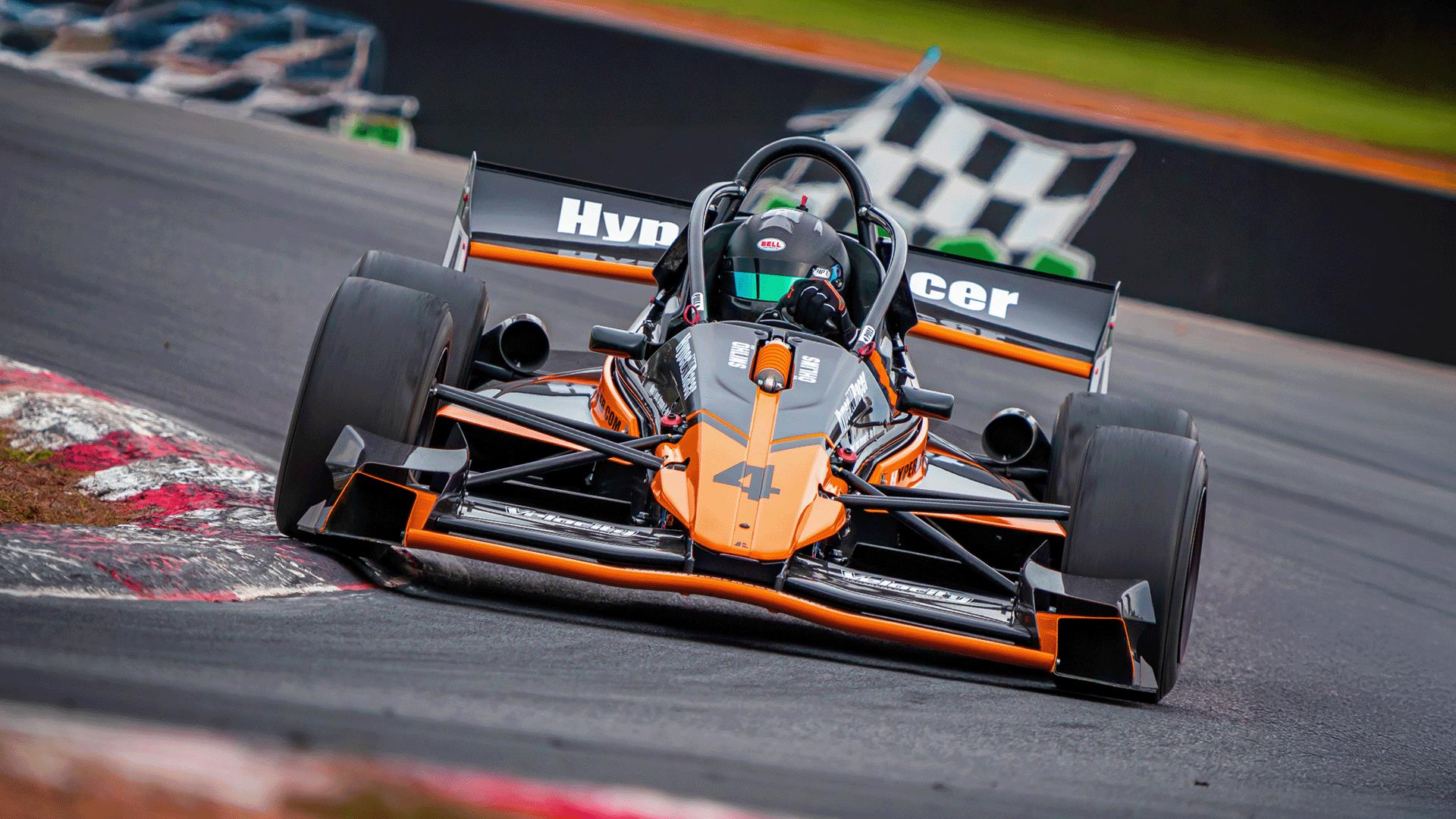 Hyper Racer X1 on track